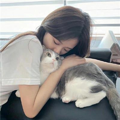 女性集中营